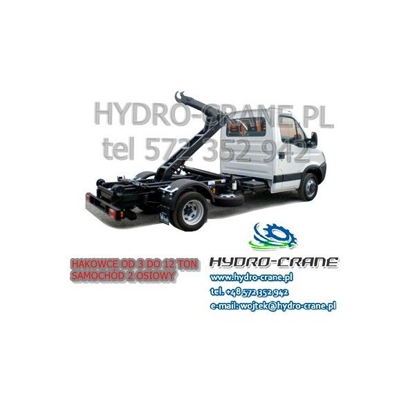 HOOKLIFTS 3 TONS  WITH ARTICULATED ARM